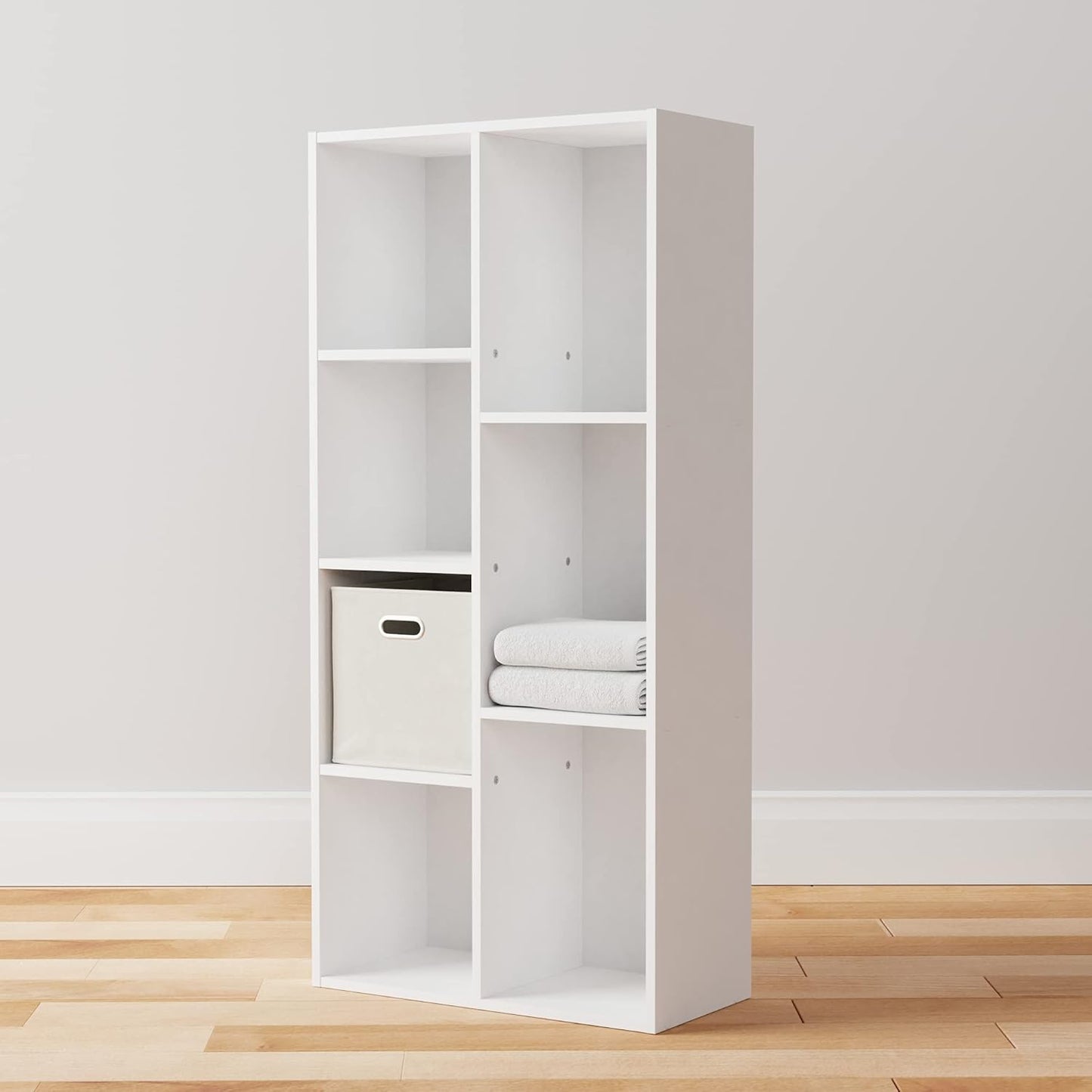 7-Cube White Organizer Shelf