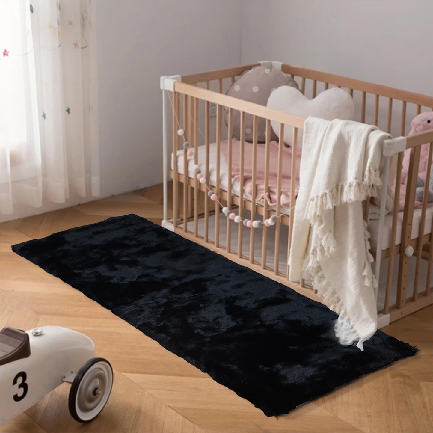 Latepis 3ft White Faux Fur Round Rug