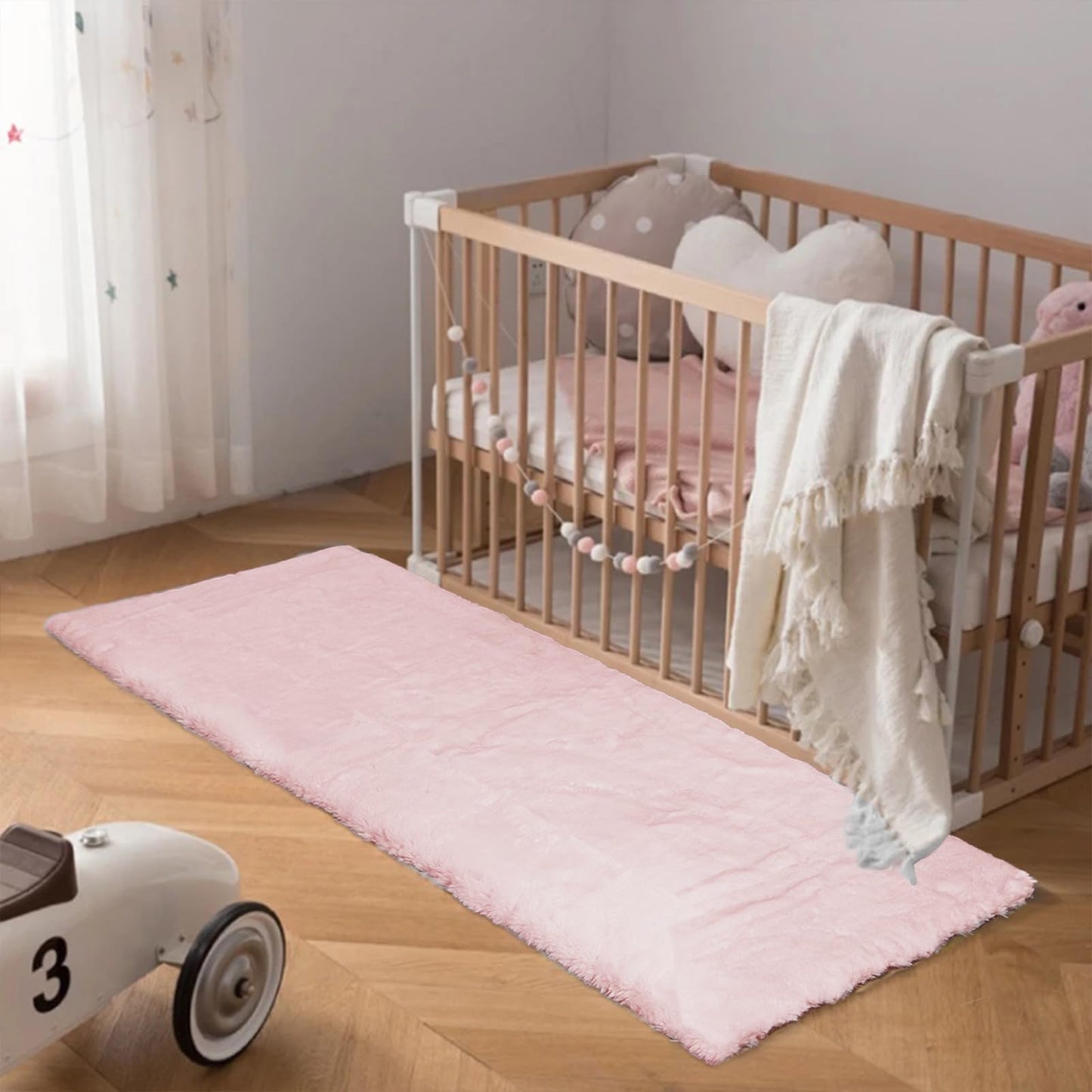 Latepis 3ft White Faux Fur Round Rug