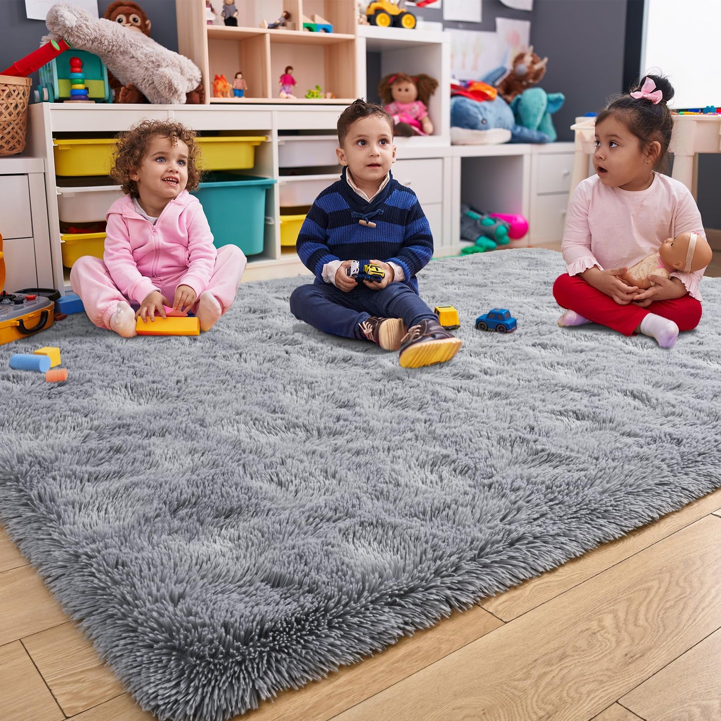 Keeko 4x5.3 Black Fluffy Shag Rug