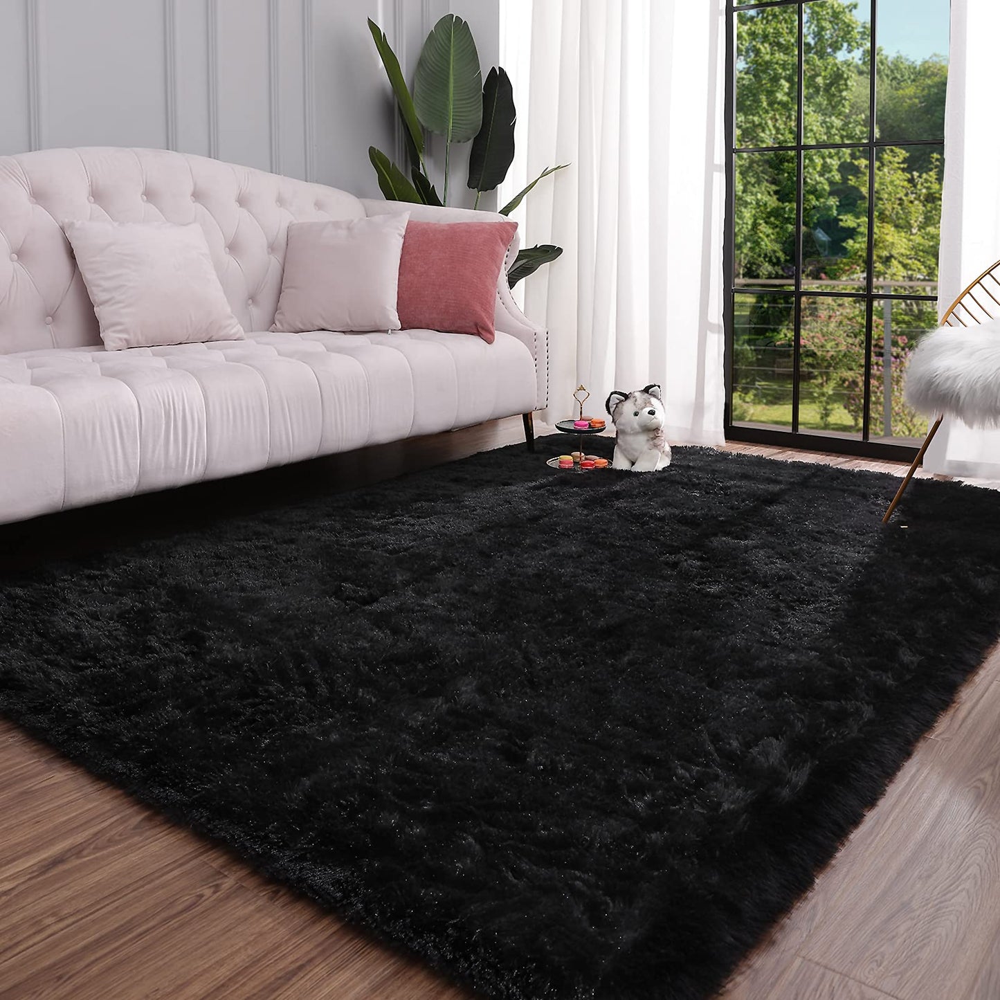 Keeko 4x5.3 Black Fluffy Shag Rug