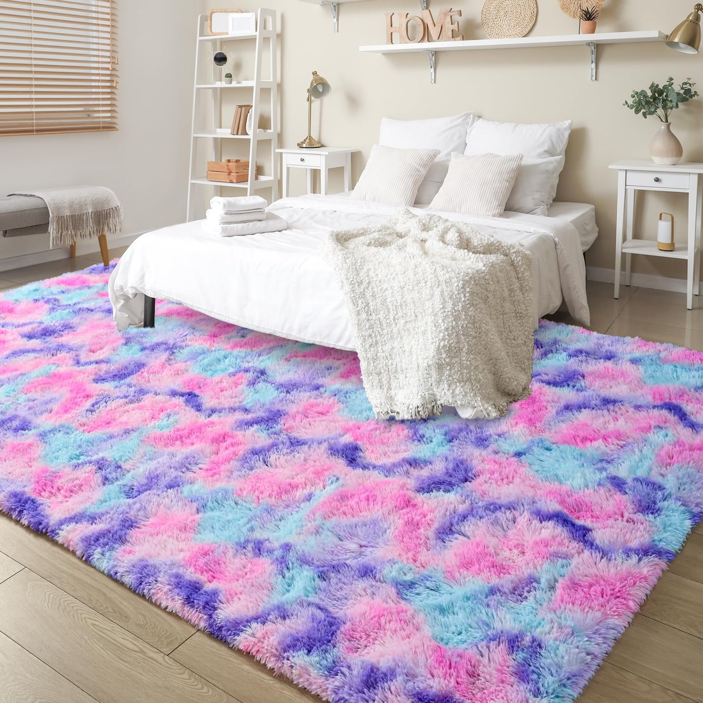 Keeko 4x5.3 Black Fluffy Shag Rug
