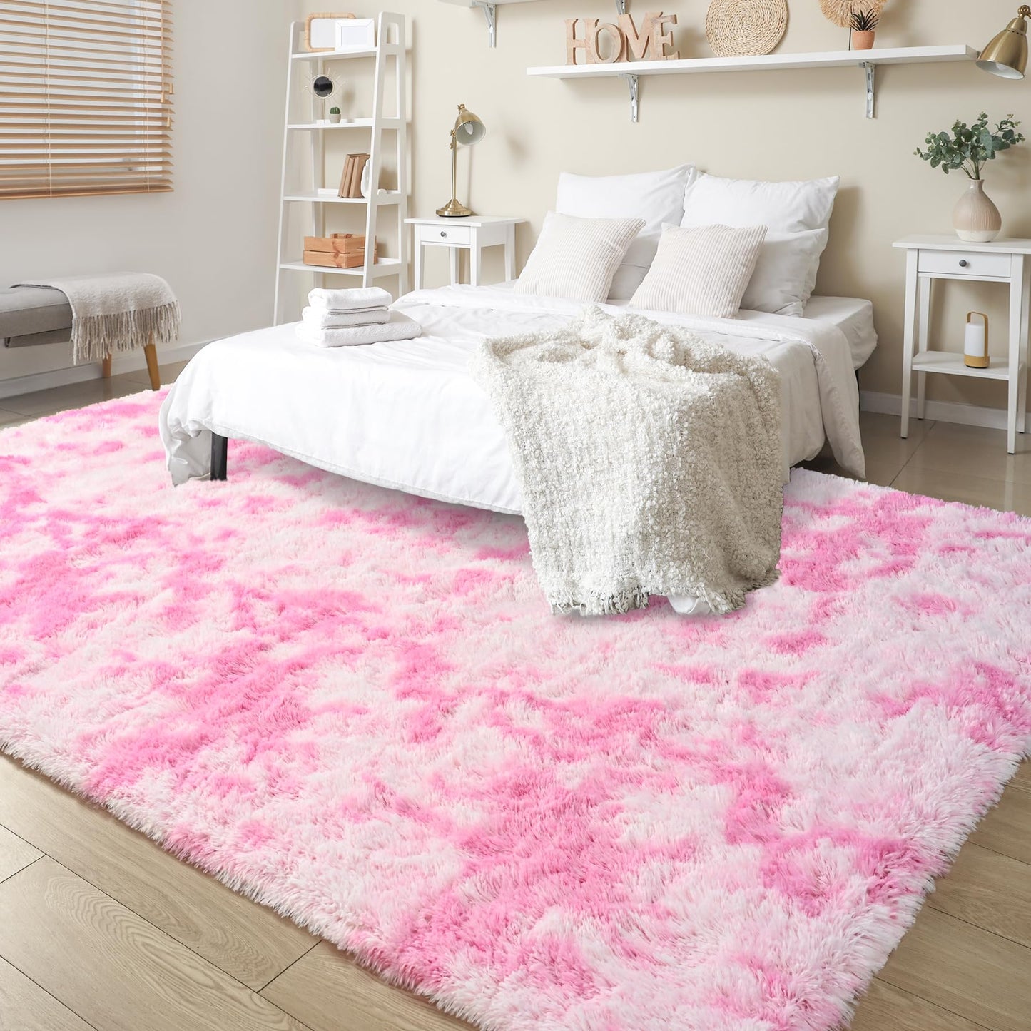 Keeko 4x5.3 Black Fluffy Shag Rug