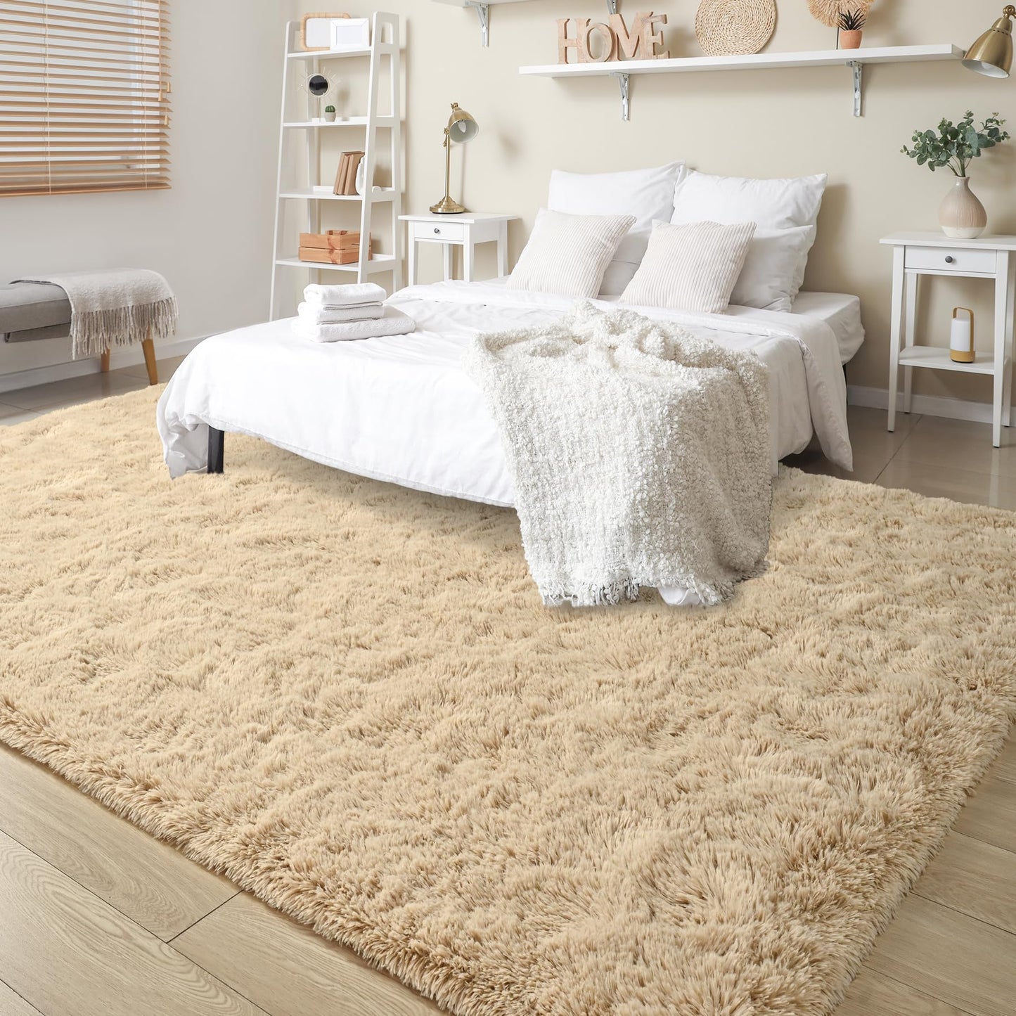 Keeko 4x5.3 Black Fluffy Shag Rug