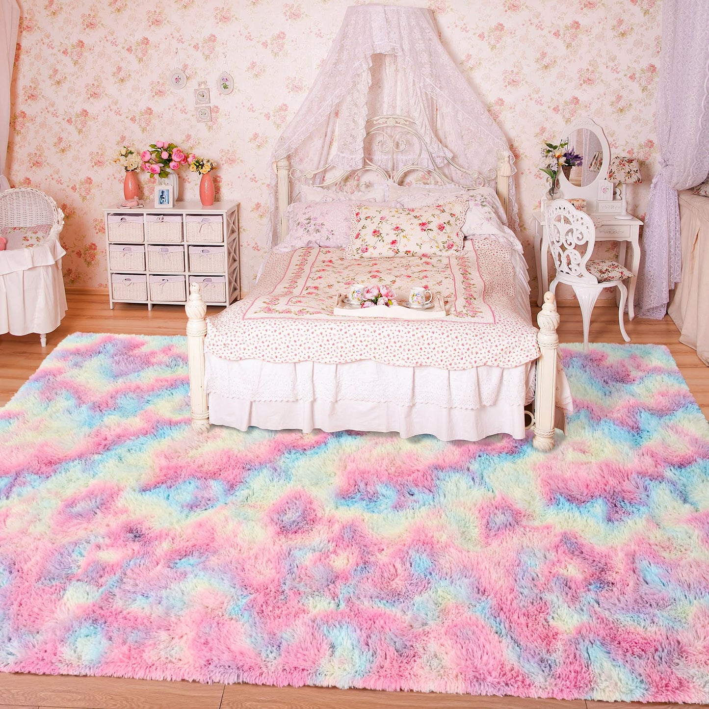 Keeko 4x5.3 Black Fluffy Shag Rug