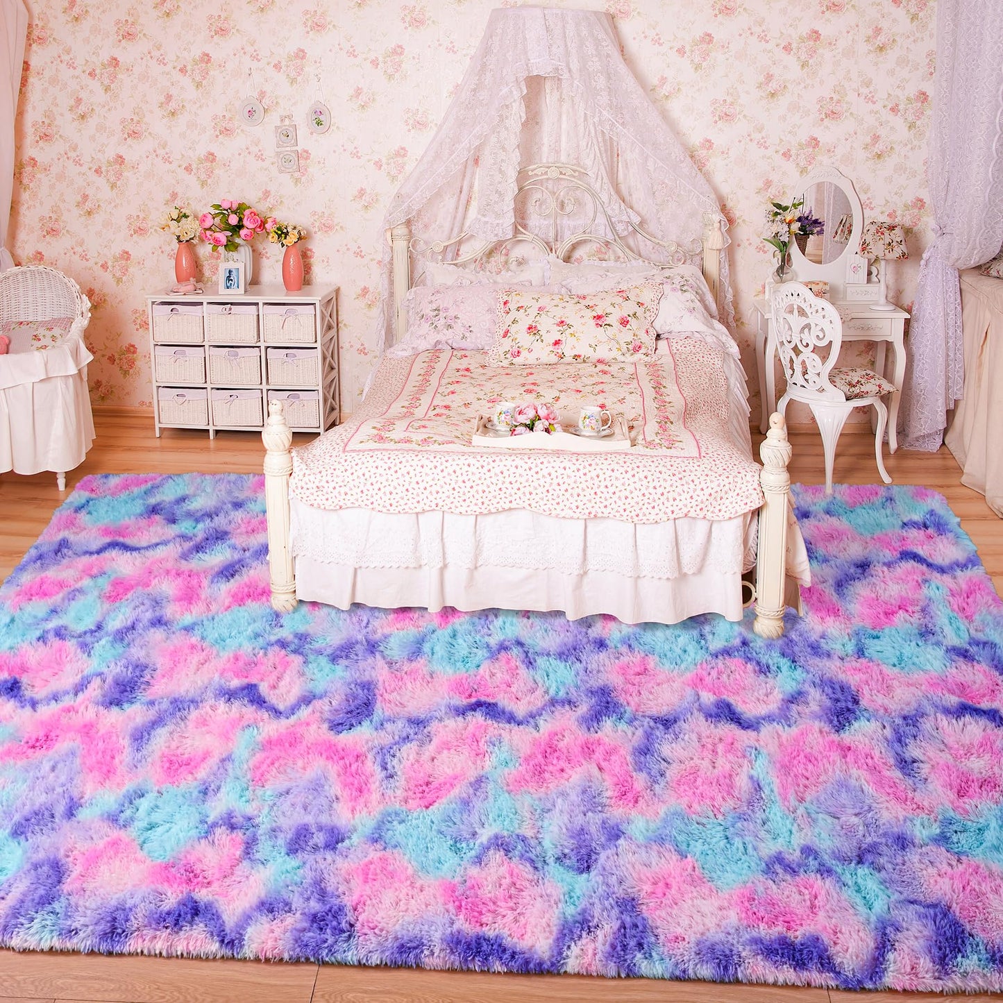 Keeko 4x5.3 Black Fluffy Shag Rug